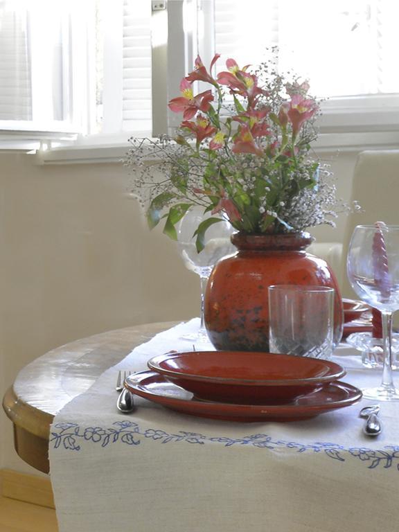 Downtown dell Arte Appartement Novi Sad Buitenkant foto